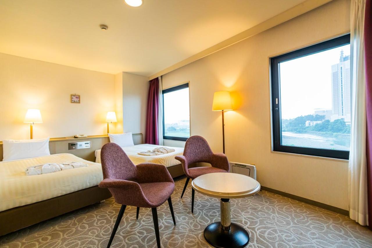 Hotel Sanderson Маебаши Екстериор снимка