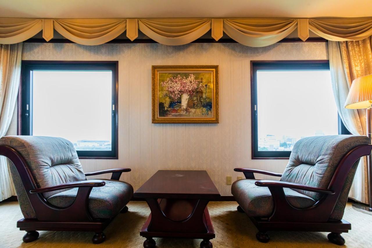 Hotel Sanderson Маебаши Екстериор снимка