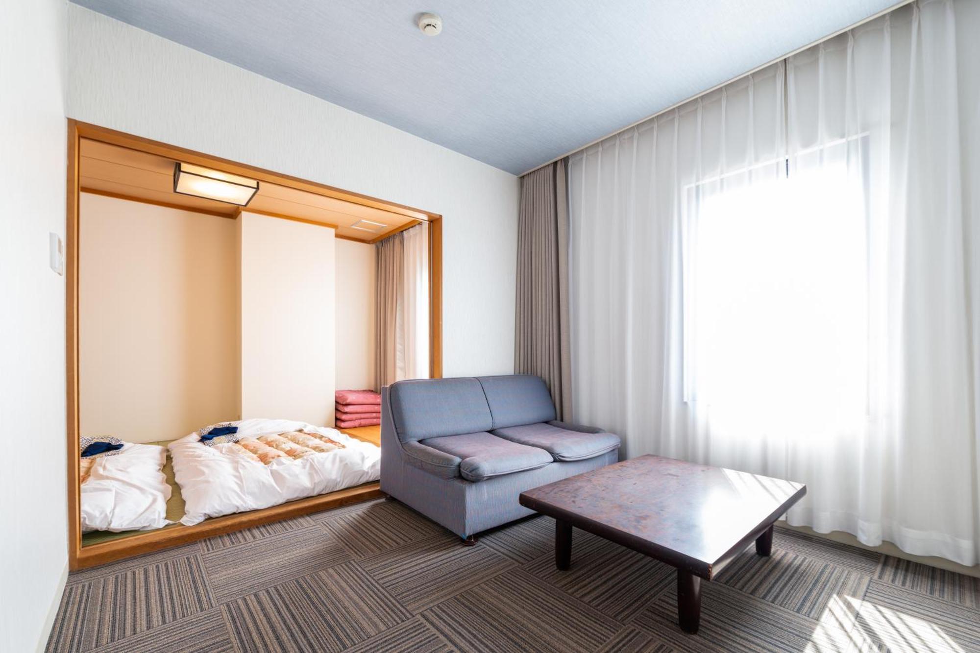 Hotel Sanderson Маебаши Екстериор снимка