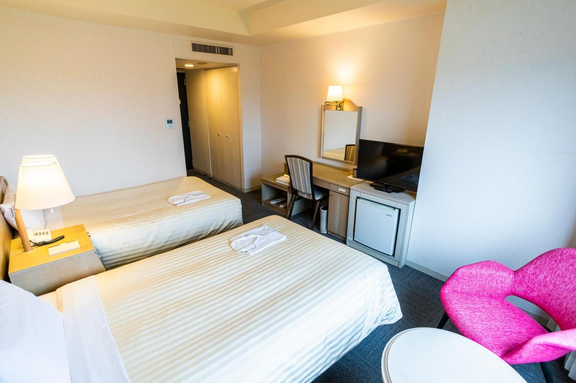 Hotel Sanderson Маебаши Екстериор снимка