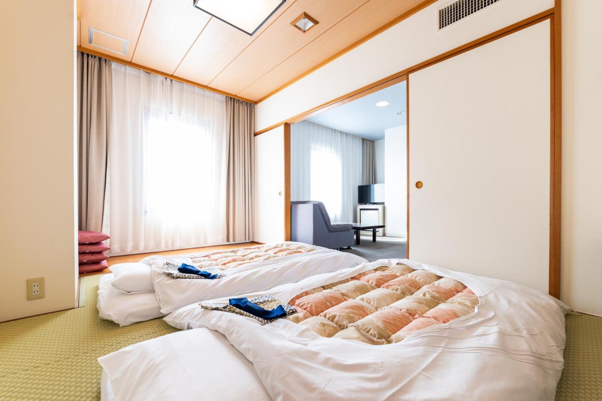 Hotel Sanderson Маебаши Екстериор снимка